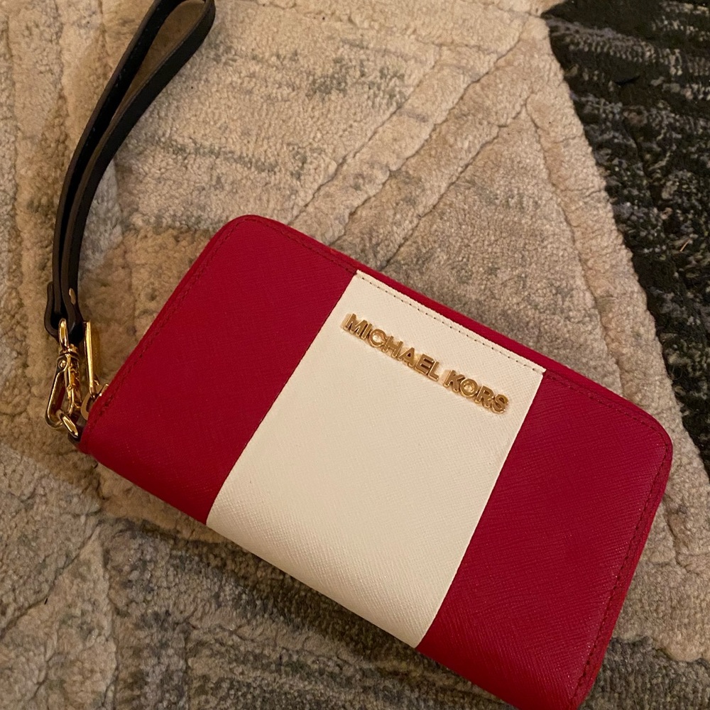 Michael Kors Wristlet